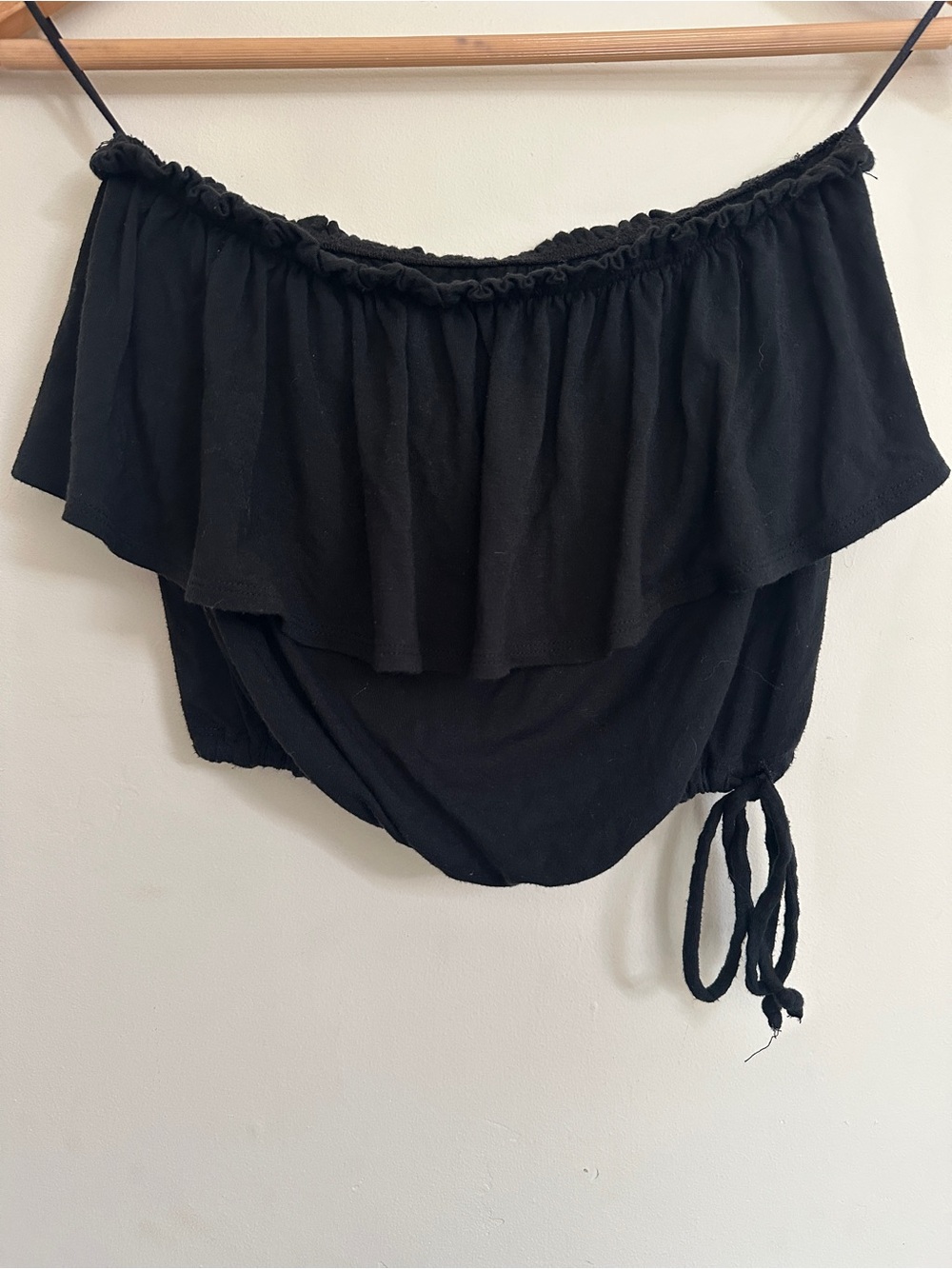 Abercrombie Ruffle Cropped Tube Top